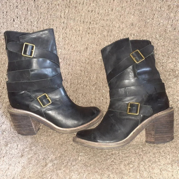JEFFREY CAMPBELL-Ibiza-France II Booties-Black Leather-Moto-Straps-8.5-Excellent - Picture 1 of 6